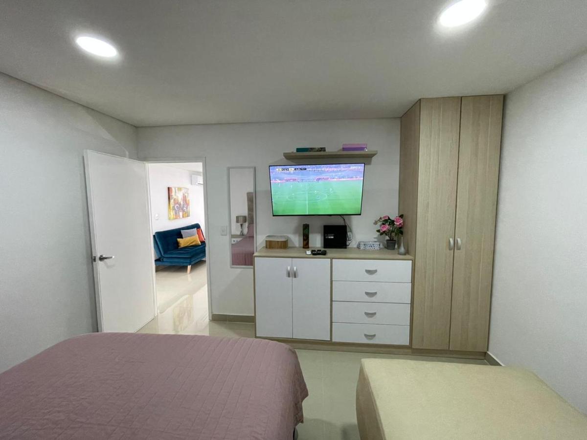 En Edificio Portofino Remodelados Icdi Apartamento